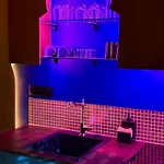Апартаменты Palais Des 1001 Nuits Avec Jacuzzi Privatif *