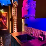 Palais Des 1001 Nuits Avec Jacuzzi Privatif Апартаменты