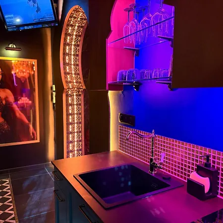 Palais Des 1001 Nuits Avec Jacuzzi Privatif Апартаменты