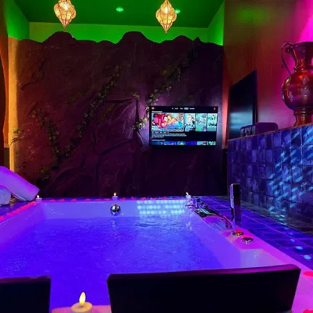 Palais Des 1001 Nuits Avec Jacuzzi Privatif Apartmán *